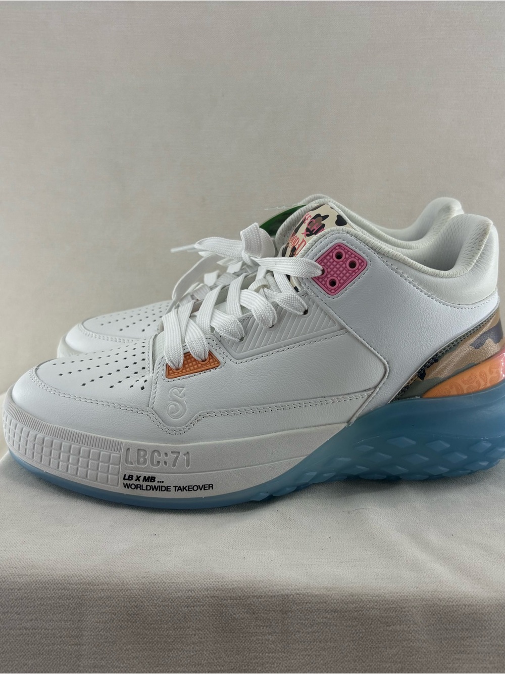 Skechers Snoop Dog Sizzle white womens leather sneakers size 8.5 New W Tags